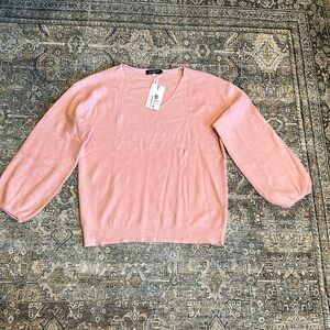New pink neck sweater